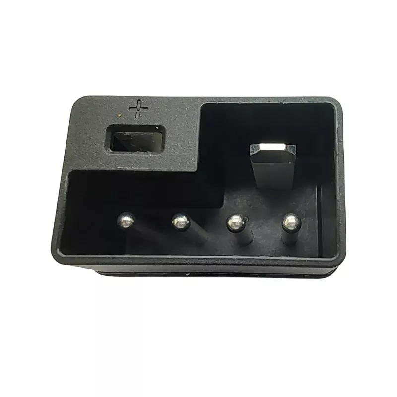 Ebike 2 および 4 コネクタ充電器 15 ～ 30A オスが効率的な電動自転車充電の鍵となるのはなぜですか?